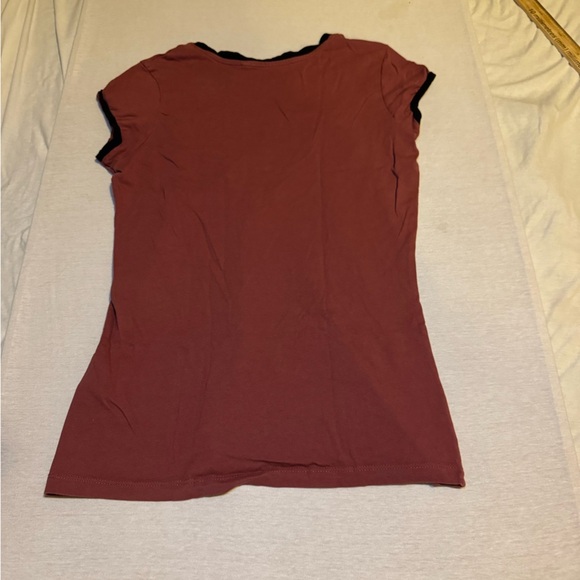 Guess brown and Black Logo Tee - Picture 4 of 5